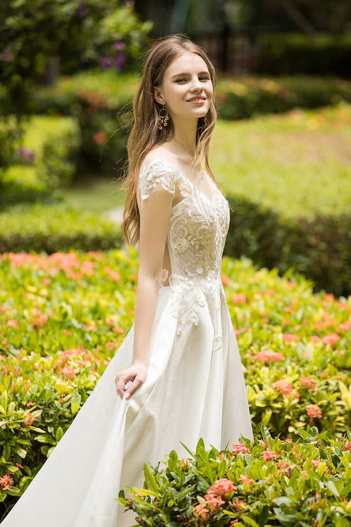 Solance - Selena Huan Venice Floral embroidery lace cape-shoulder long-train satin ball gown