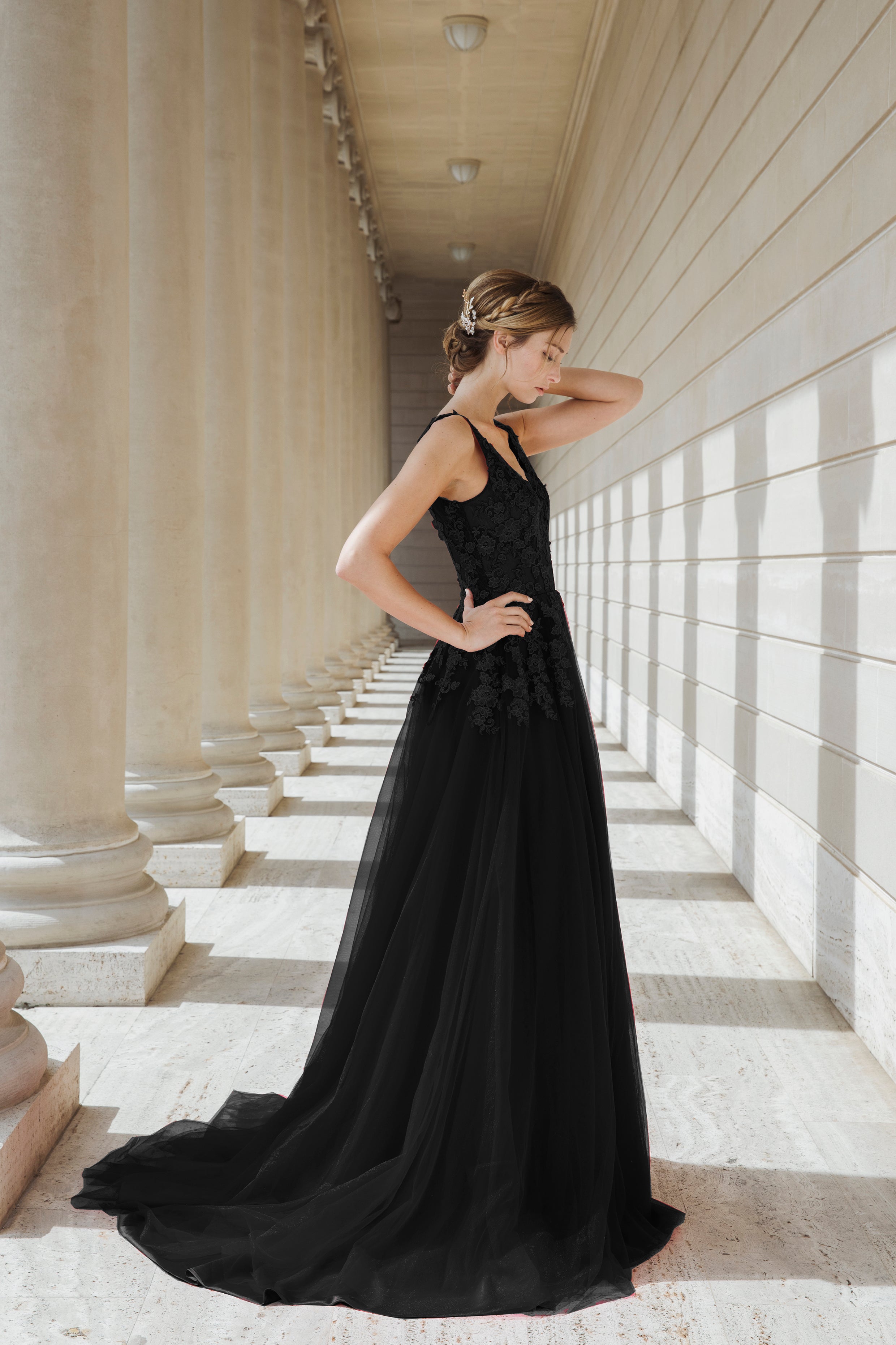 Shiny Black Long A-line V-neck Sequined Backless Formal Prom Dresses –  BIZTUNNEL