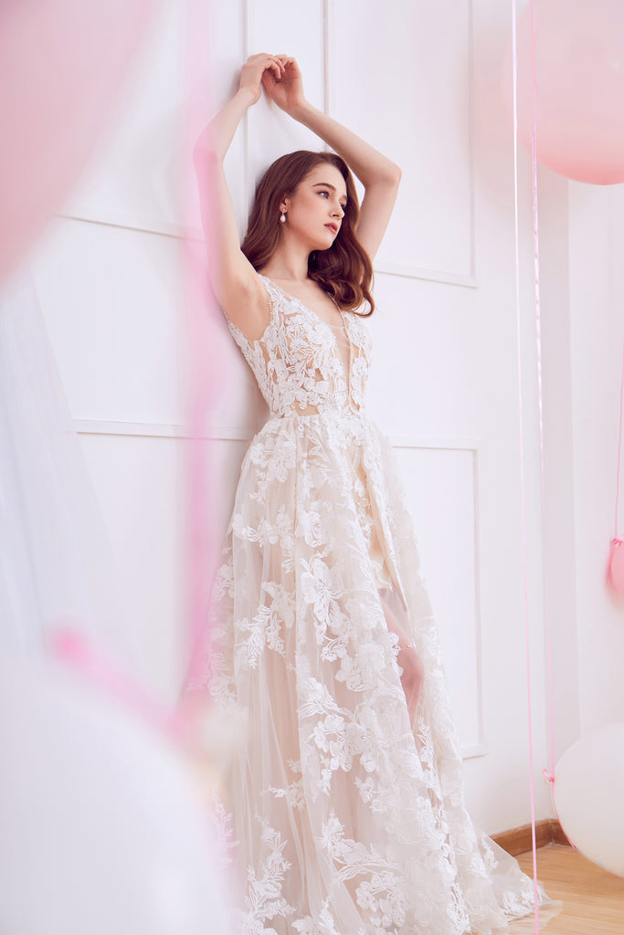 Klaire - Selena Huan Venice Fosted Embroidery Lace illusive A-line gown