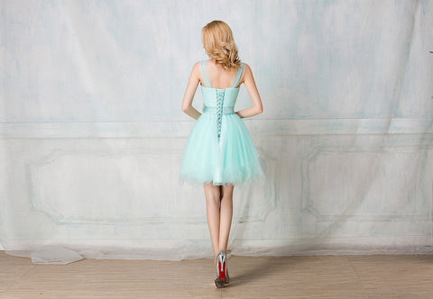 Sweetheart tulle-strape cocktail-length bridesmaid dress